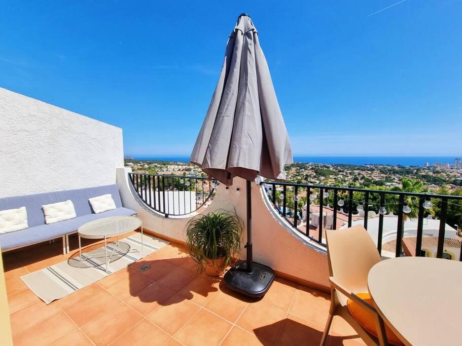 Flamingo Apartment - Imperial Park - Sea View, 6 Pools, Terrace Калпе Екстериор снимка