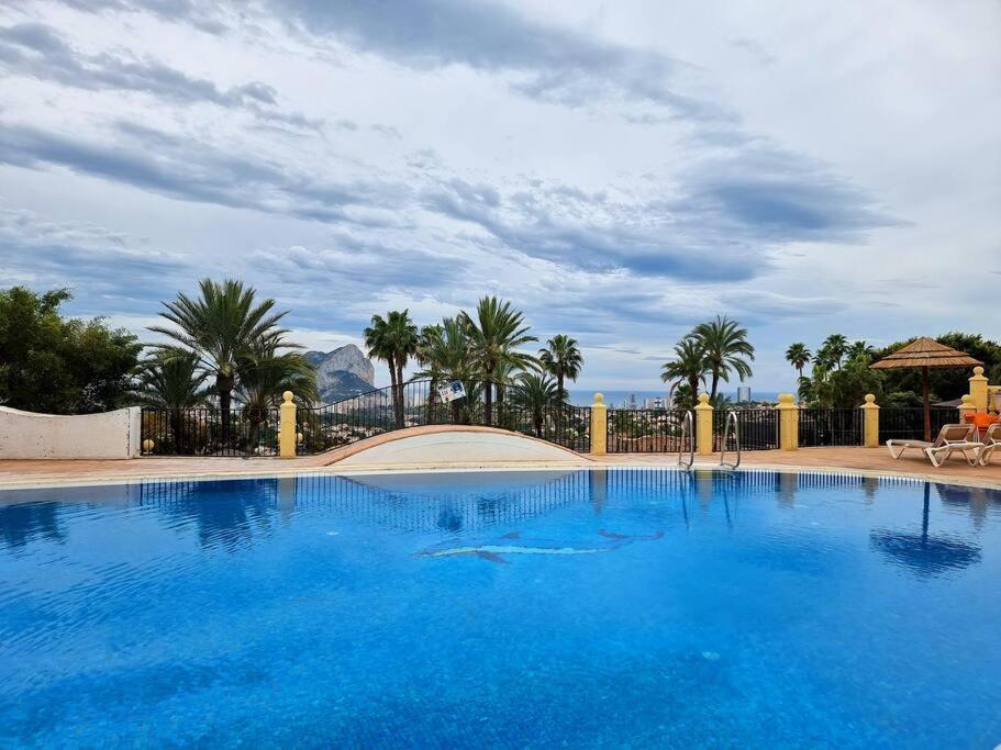 Flamingo Apartment - Imperial Park - Sea View, 6 Pools, Terrace Калпе Екстериор снимка