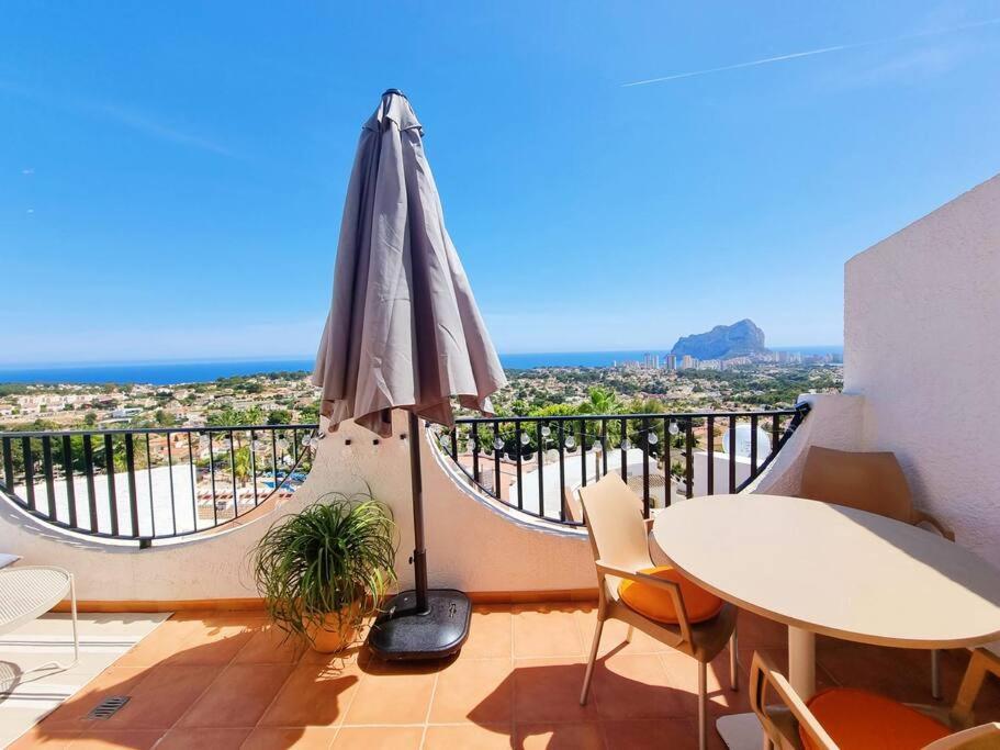 Flamingo Apartment - Imperial Park - Sea View, 6 Pools, Terrace Калпе Екстериор снимка