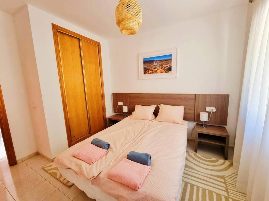 Flamingo Apartment - Imperial Park - Sea View, 6 Pools, Terrace Калпе Екстериор снимка