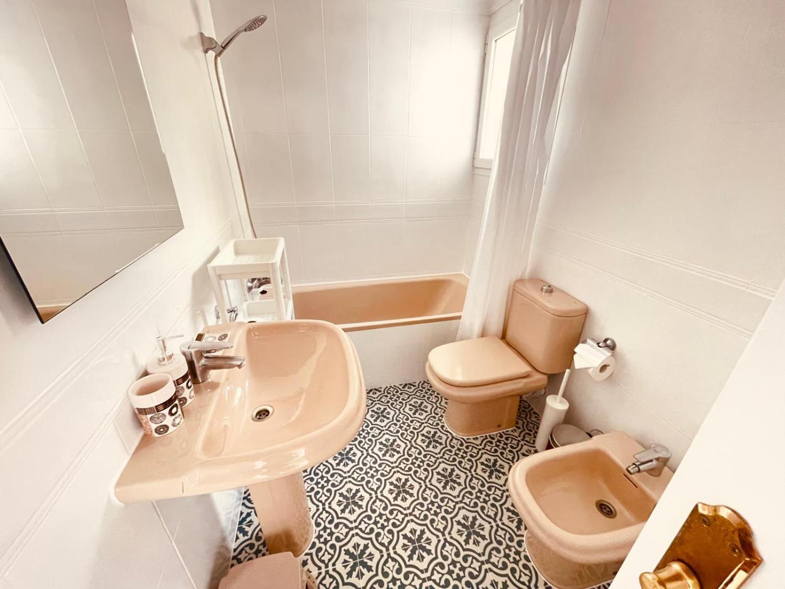 Flamingo Apartment - Imperial Park - Sea View, 6 Pools, Terrace Калпе Екстериор снимка